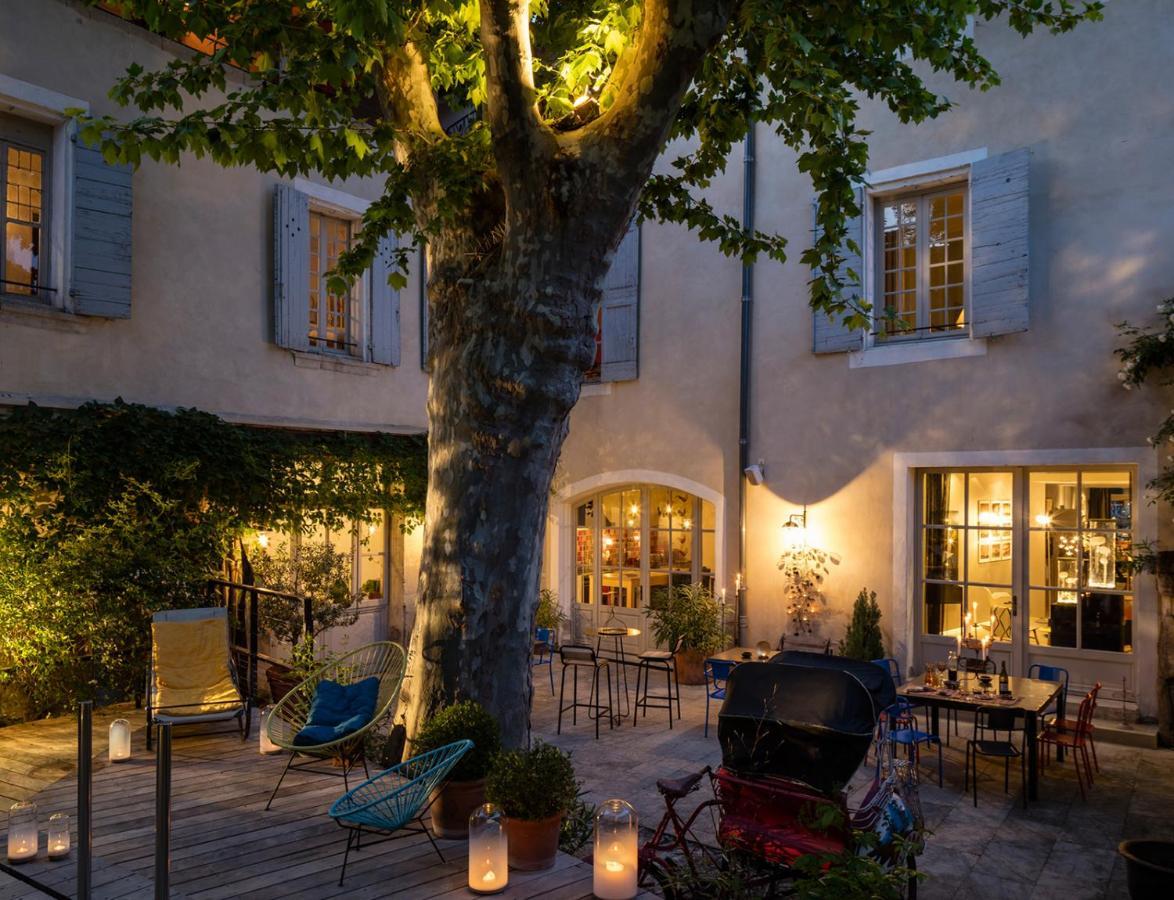 La Maison Sur La Sorgue - Esprit De France LʼIsle-sur-la-Sorgue Esterno foto